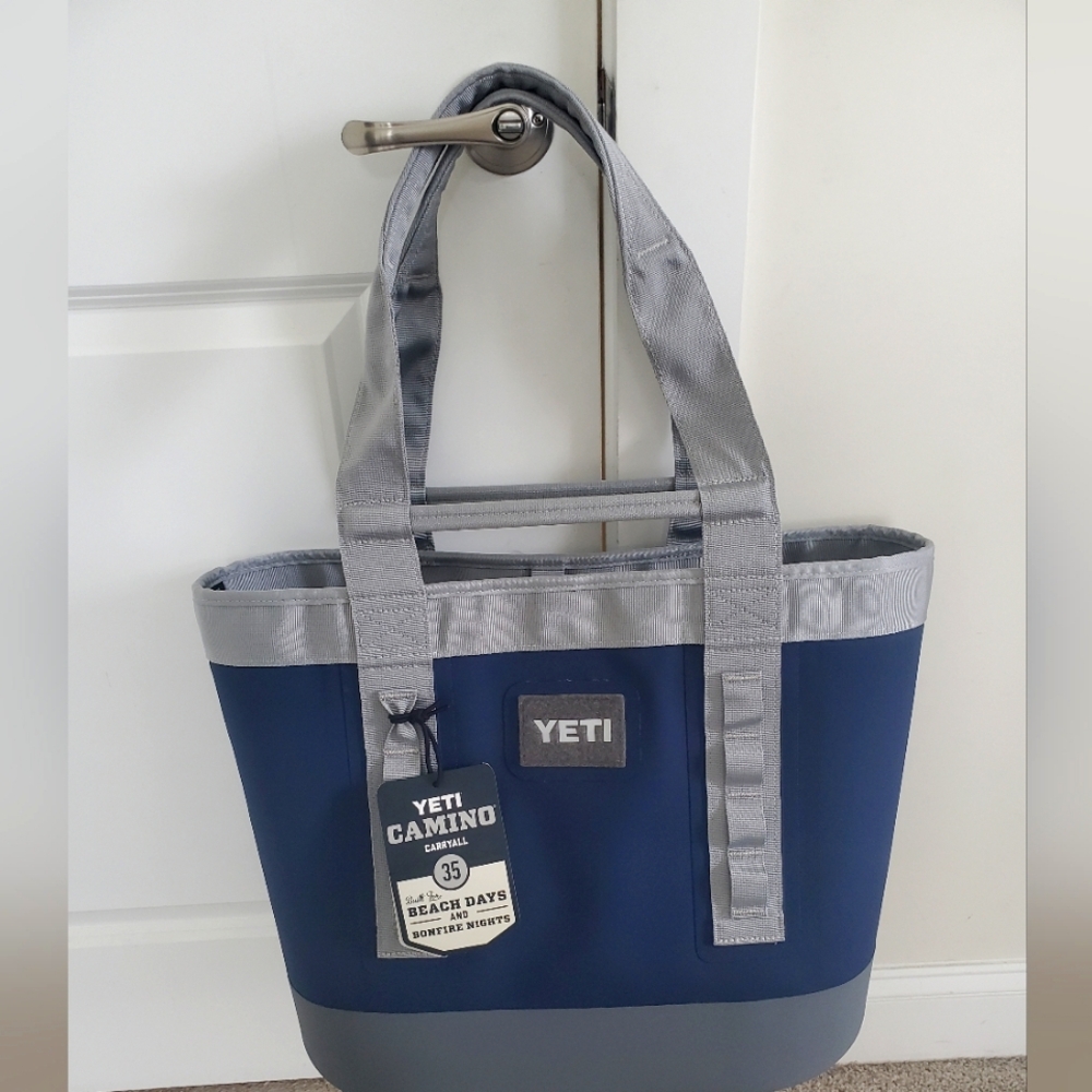 Yeti Camino 35 Carryall